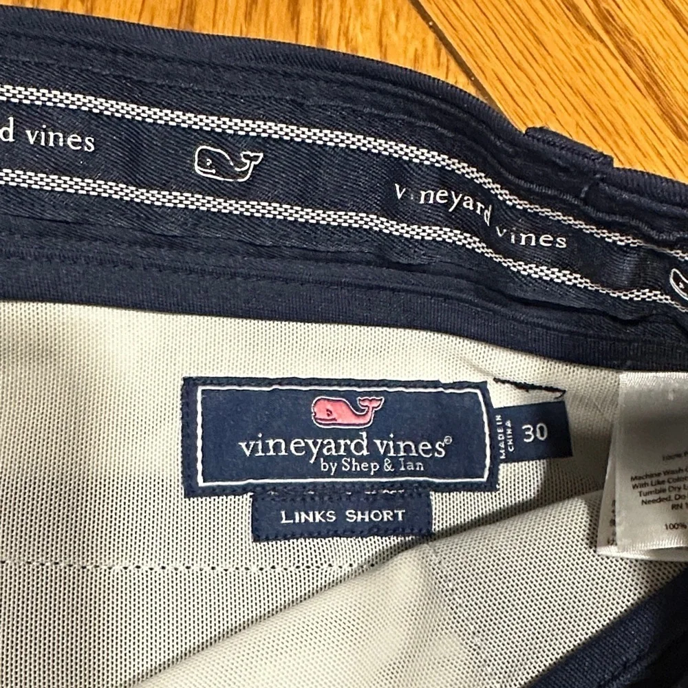 *VINEYARD VINES* Men’s Navy Flat Front Links Shorts Size 30
